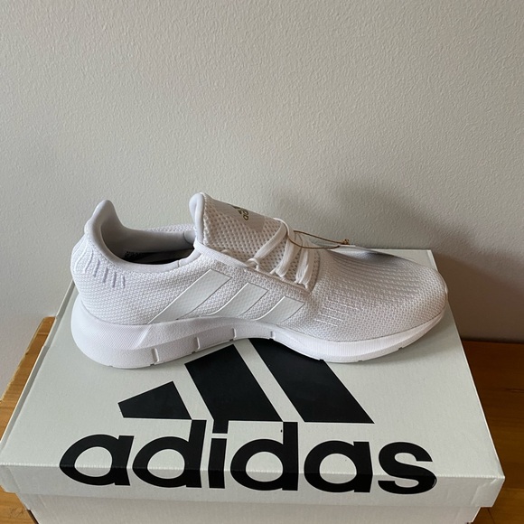 Adidas White and Gold Sneakers - Picture 3 of 5